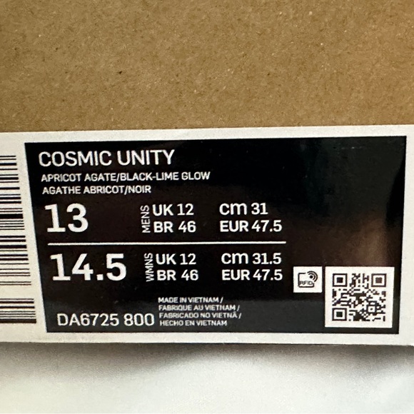 Nike Men’s Cosmic Unity Sneaker - Picture 7 of 7